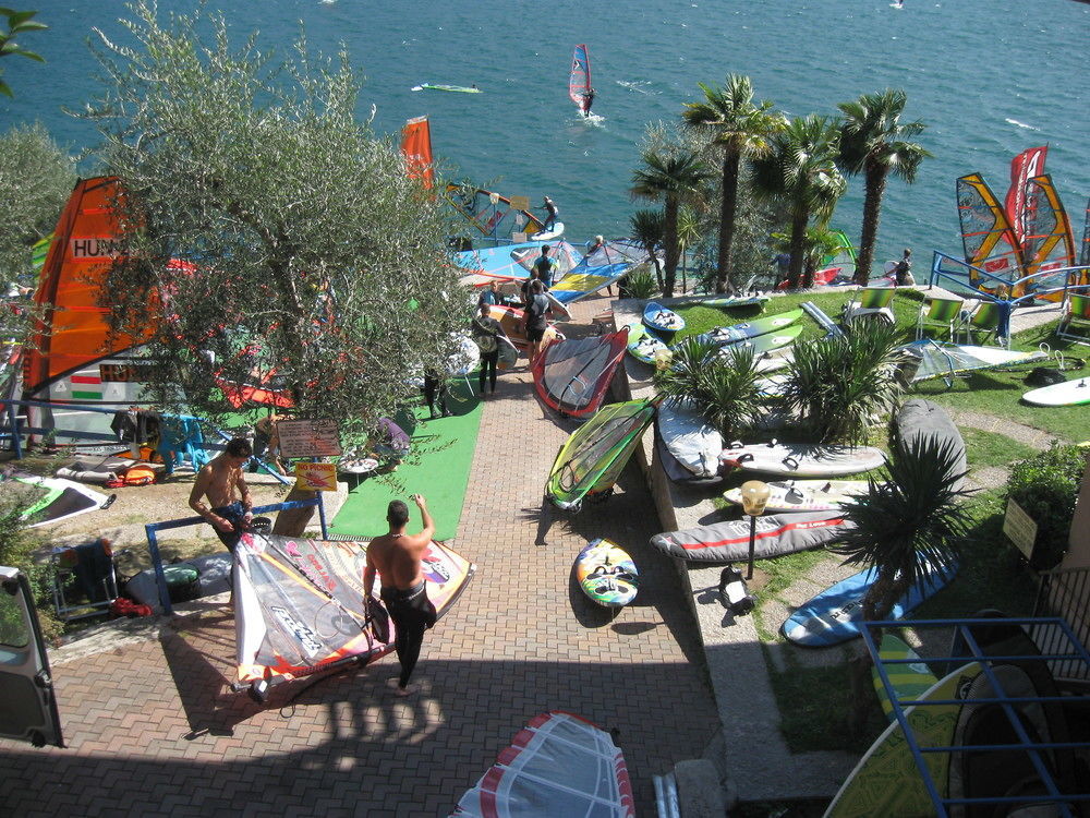 Surf Hotel Pier - Montagnoli Group Limone sul Garda Exterior foto